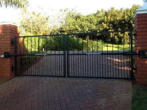 1148973_359385307497599_1652543086_n