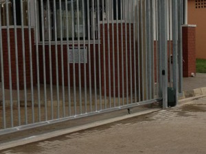 17892_321041001332030_1553001864_n