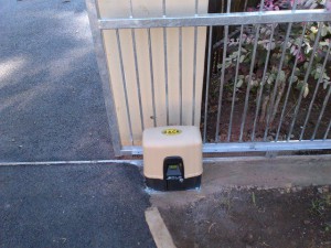 208893_235551139881017_689855376_n