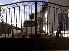 304985_116748001761332_1214159388_n