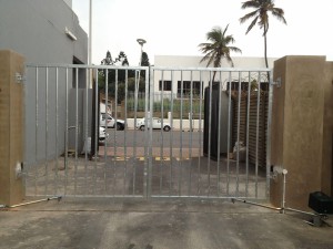 902336_323519497750847_1922160414_o